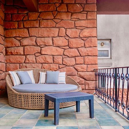 Saffronstays Boulevard Rockhouse - Pool Villa With Amazing Nature Views Lonavala Ngoại thất bức ảnh